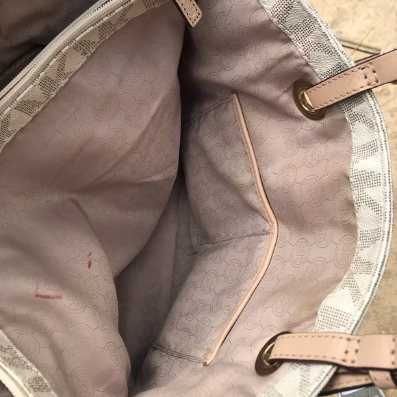 Authentic Michael Kors signature tote - Picture 7 of 13